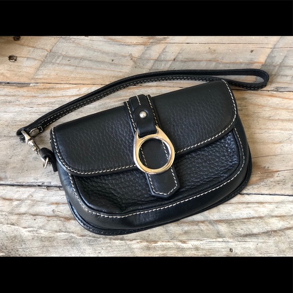 Dooney & Bourke Wristlet - Picture 1 of 5